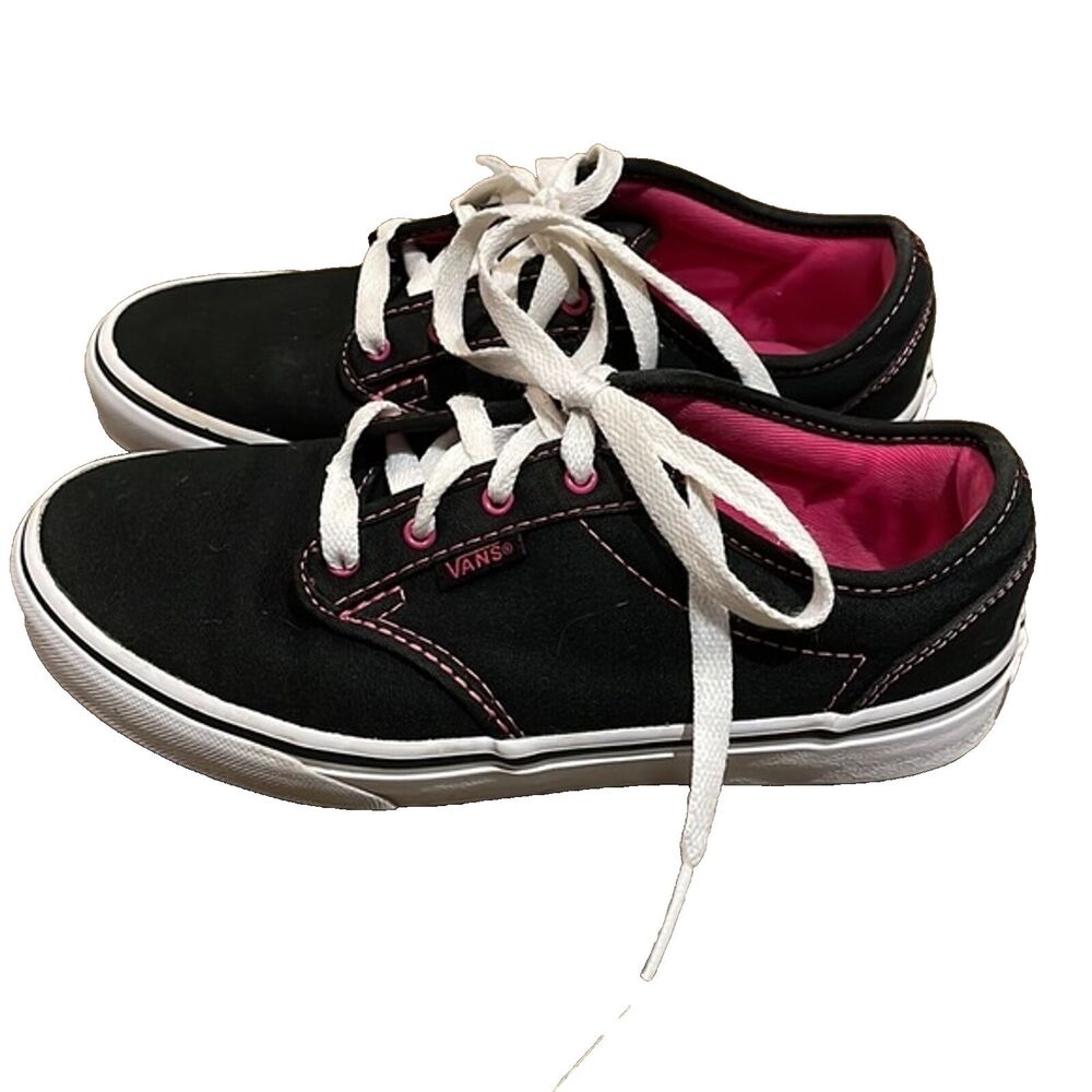 Vans Atwood Black and Pink Low Top Sneakers Missy Size 3.5 TB4R Athletic